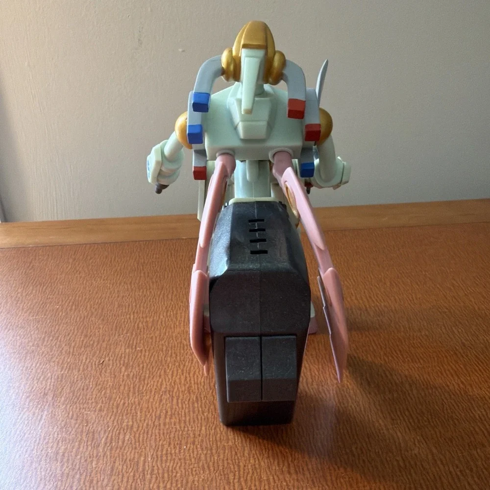 Yu Gi Oh Valkyrion Magna Warrior Total Control Figure 1996 Kazuki Takahashi